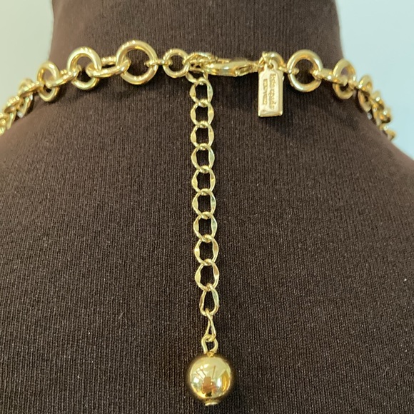 Kate Spade long Intertwined circle gold white necklace - Picture 5 of 15